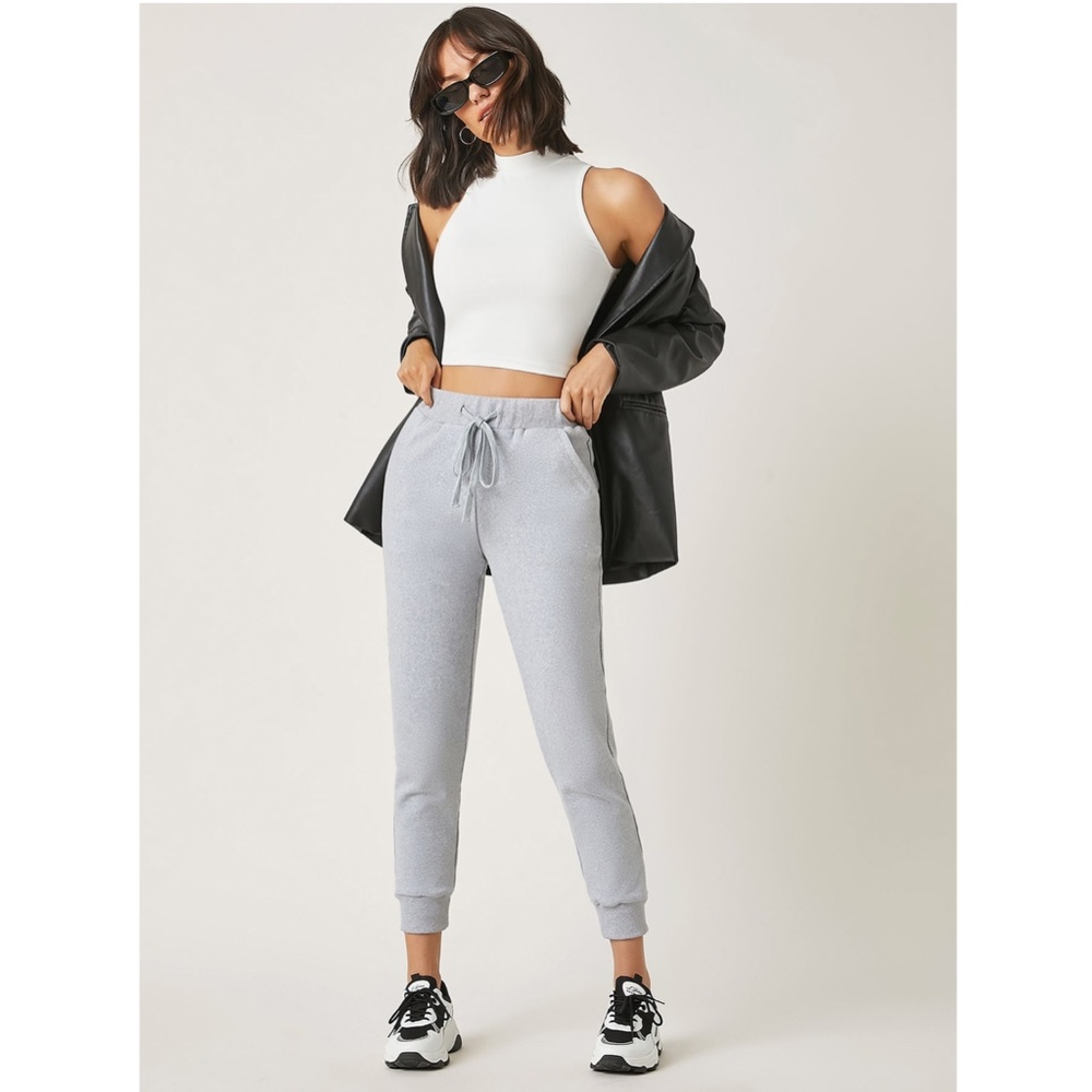 High Neck White Crop Tank Top - Picture 5 of 10